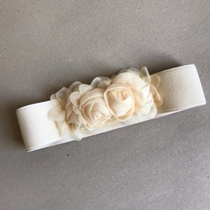 Rose Flowers detail cream color elastic band belt